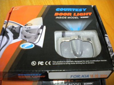 Лот: 15525079. Фото: 1. Подсветка дверей с логотипом авто... Детали тюнинга