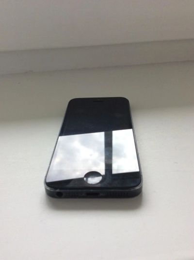 Лот: 9956976. Фото: 1. IPhone 5. Смартфоны