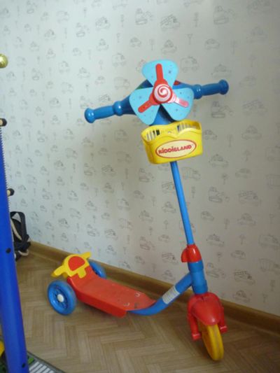 Лот: 6865846. Фото: 1. Самокат Kiddieland. Самокаты