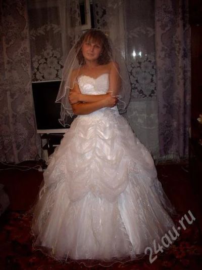 Лот: 527270. Фото: 1. Свадебное платье. Другое (свадебная мода)