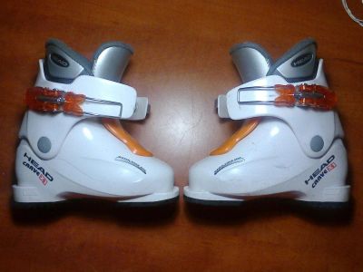 Лот: 3705630. Фото: 1. HEAD carveX1 детские горнолыжные... Ботинки