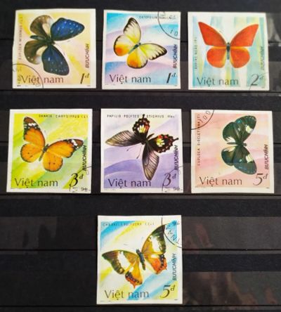 Лот: 25899460. Фото: 1. Вьетнам 1987 Бабочки Михель 1802U-1808U... Марки