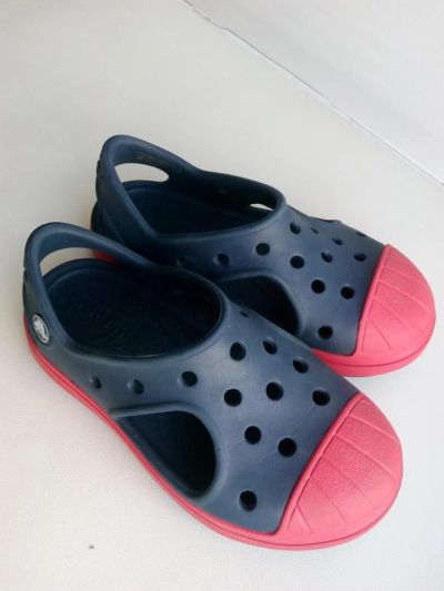 Лот: 11762716. Фото: 1. Crocs c9 (16 см). Сандалии