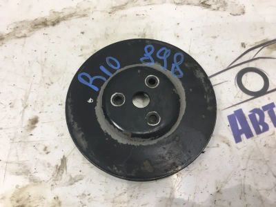Лот: 21715867. Фото: 1. шкив помпы Kia Rio DC. Двигатель и элементы двигателя