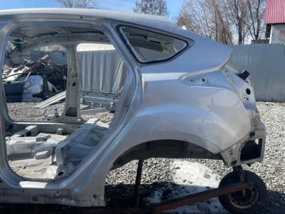 Лот: 25327542. Фото: 1. крыло Ford Focus CB8. Двигатель и элементы двигателя