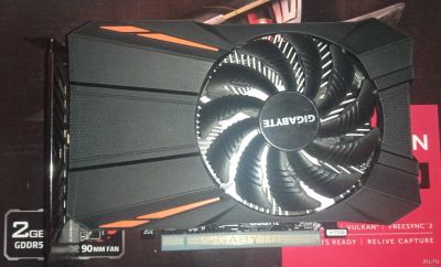Лот: 18191669. Фото: 1. Gigabyte AMD Radeon RX 550 2GB. Видеокарты