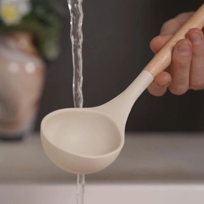 Лот: 25394595. Фото: 1. Половник HILZZ 32 см Beige (ladle... Кухонные аксессуары