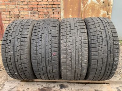 Лот: 14858828. Фото: 1. Yokohama Ice Guard IG50, 215/45... Шины
