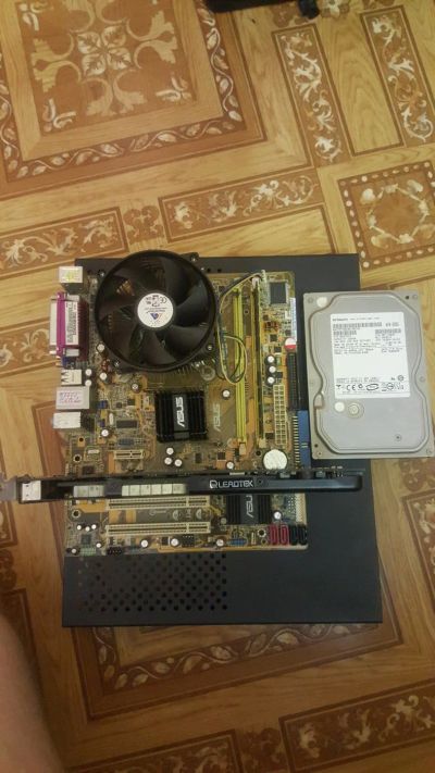 Лот: 10705397. Фото: 1. 4 ядерный q6600 + мать Asus p5b... Комплекты запчастей