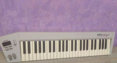 Лот: 12665653. Фото: 1. MIDI-клавиатура MIDI-Composer... MIDI-оборудование