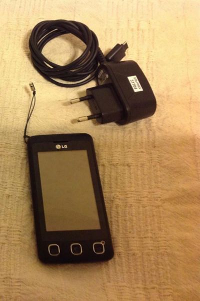 Лот: 3897328. Фото: 1. lg kp500. Кнопочные мобильные телефоны