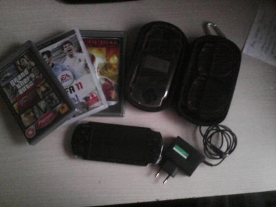 Лот: 4657639. Фото: 1. Игра и чехол для PSP 3008 black. Игры для консолей