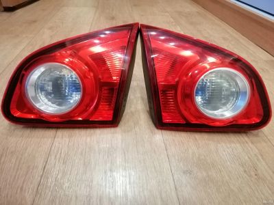 Лот: 18072956. Фото: 1. Фонарь вставка багажника Nissan... Оптика и освещение