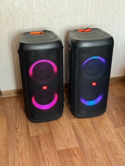 Лот: 25056916. Фото: 1. Аренда колонки JBL PartyBox 300... Аренда бытовой и компьютерной техники