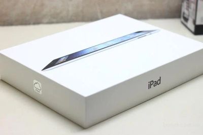 Лот: 4323618. Фото: 1. iPad 4 32gb wi-fi обмен только... Планшеты