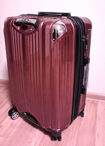 Лот: 20131722. Фото: 1. Тайский чемодан "King Safari... Чемоданы и сумки дорожные