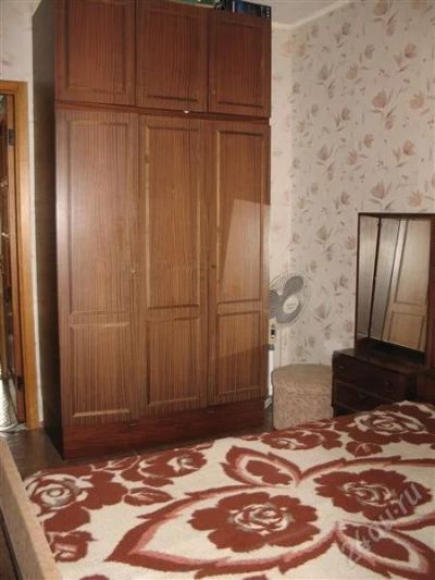 Лот: 2028351. Фото: 1. Шкаф плательный. Шкафы, шкафы-купе