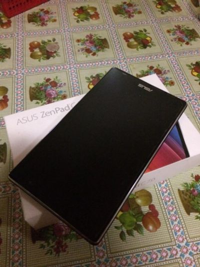 Лот: 6739417. Фото: 1. Asus zen pad c 7.0 на гарантии... Планшеты