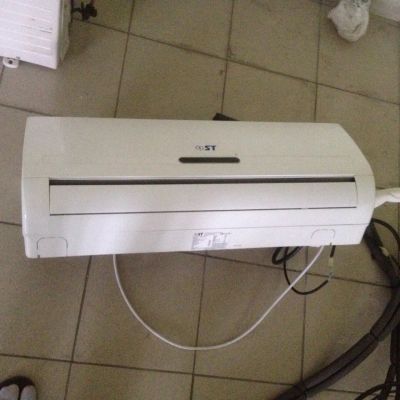 Лот: 9872630. Фото: 1. Продам Сплит кондиционер в рабочем... Кондиционеры, сплит-системы