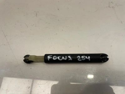 Лот: 22460127. Фото: 1. тяга замка капота Ford Focus CB4. Другое (автозапчасти)