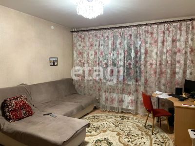 Лот: 21376508. Фото: 1. Продам 3-комн. кв. 76.1 кв.м... Квартиры, студии