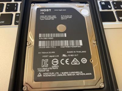 Лот: 13129743. Фото: 1. HDD 1 TB HGST. Жёсткие диски