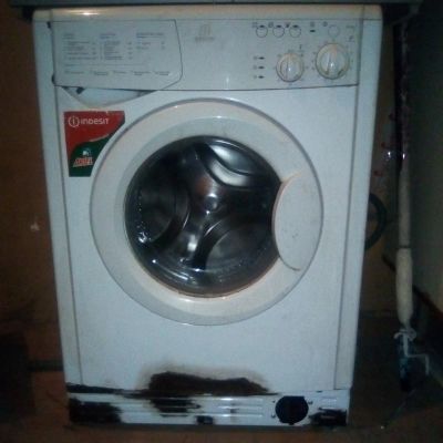 Лот: 15202718. Фото: 1. Стиральная машина Indesit. Стиральные машины