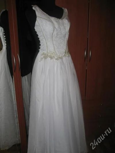 Лот: 2274179. Фото: 1. Свадебное платье 42-44 размера. Свадебные платья