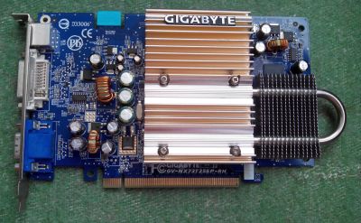 Лот: 14331539. Фото: 1. Видеокарта 256Mb Gigabyte GV-NX73T256P-RH... Видеокарты
