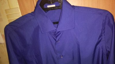 Лот: 8859695. Фото: 1. Рубашка синяя L slim fit, маломерит... Рубашки, водолазки