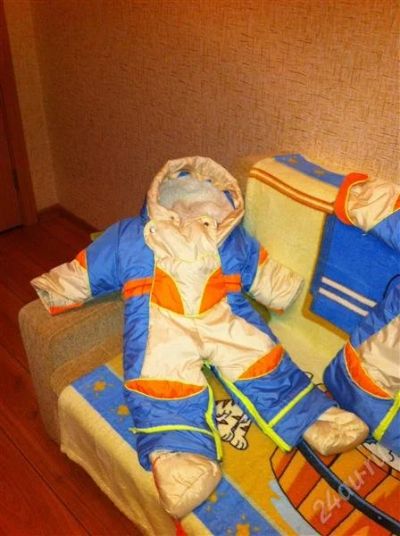 Лот: 2212003. Фото: 1. Комбинезон детский на мальчика... Костюмы, пиджаки, комбинезоны