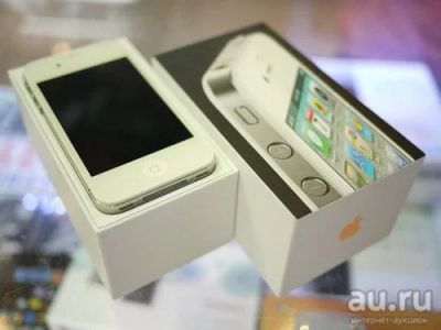 Лот: 9080846. Фото: 1. Iphone-4(белый). Смартфоны
