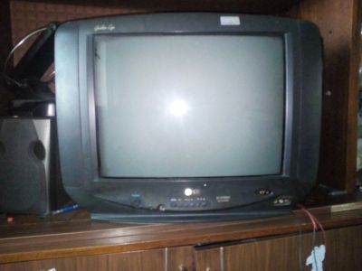 Лот: 13216093. Фото: 1. телевизор LG диагональ 21 дюйм. Телевизоры