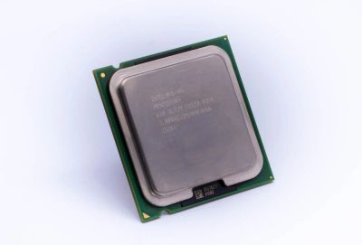 Лот: 10913985. Фото: 1. Процессор Intel Pentium 4 630... Процессоры