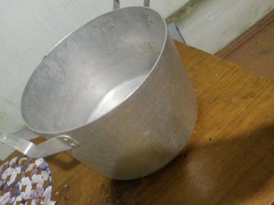 Лот: 7375565. Фото: 1. продам кастрюлю алюминиевую 10л... Кастрюли