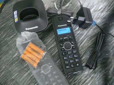 Лот: 9573772. Фото: 1. Радиотелефон Panasonic KX-TG1612RU. DECT и радиотелефоны