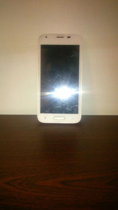 Лот: 8368026. Фото: 1. Dexp Ixion ES 4.5 Повторно!. Смартфоны