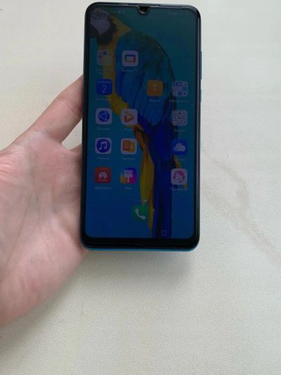 Лот: 25521933. Фото: 1. Смартфон HONOR 20 Lite (RU), 4... Смартфоны