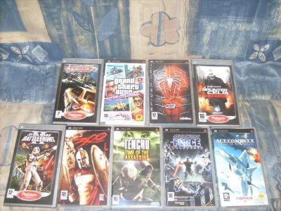 Лот: 98713. Фото: 1. 9 дисков для PSP. Игровые приставки, консоли