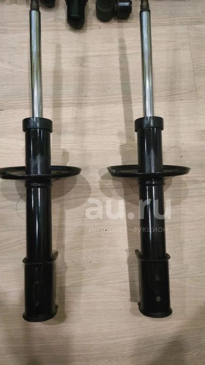 Лот: 19831605. Фото: 1. Стойки 543020641r Nissan almera... Ходовая, подвеска, рулевое управление