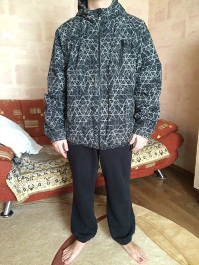 Лот: 7456218. Фото: 1. Продам ветровку/куртку. Верхняя одежда