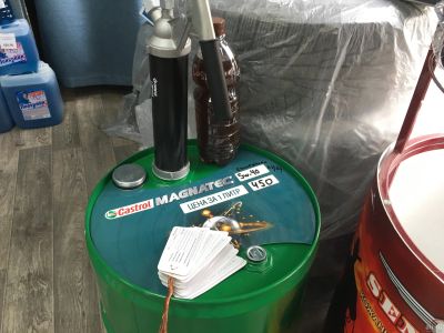 Лот: 17822675. Фото: 1. Масло Castrol Magnatec 5w-40 синтетика... Масла, жидкости
