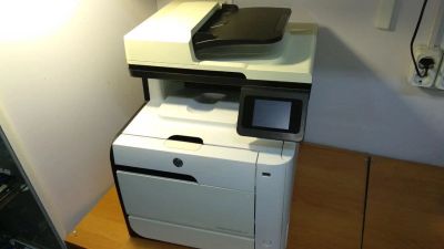 Лот: 17912531. Фото: 1. Цветное лазерное МФУ HP LaserJet... МФУ и копировальные аппараты