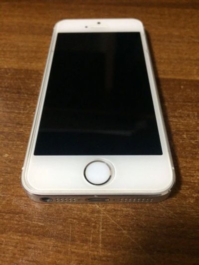 Лот: 11957086. Фото: 1. iPhone 5s 16gb с Touch ID. Смартфоны