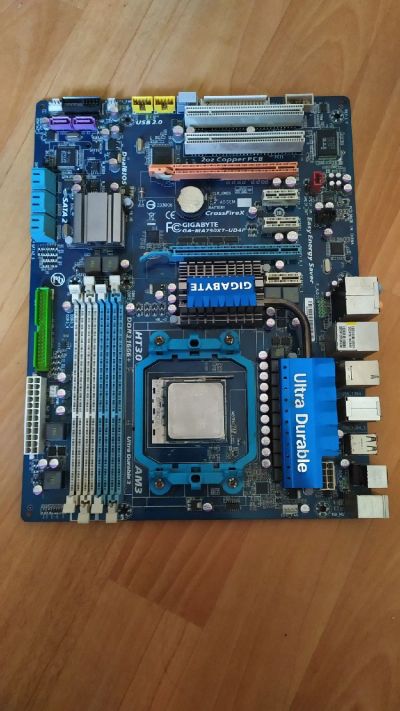 Лот: 15574208. Фото: 1. gigabyte ga-ma790xt-ud4p + AMD... Материнские платы