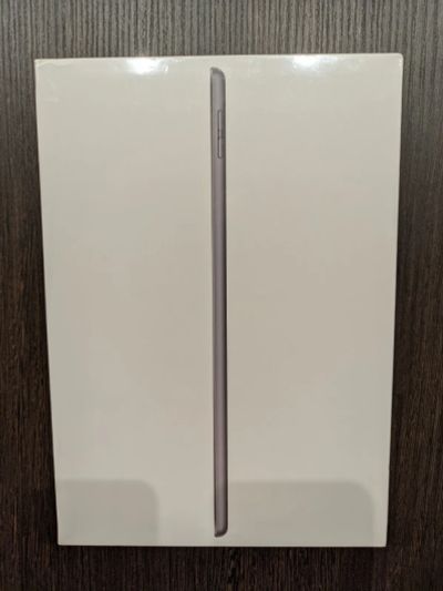 Лот: 19383948. Фото: 1. Запечатанный iPad 2021 64gb iPad... Планшеты