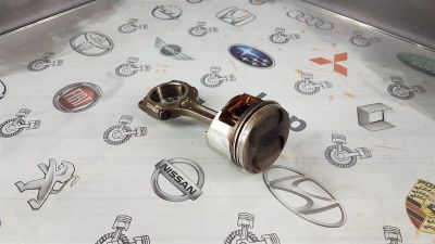 Лот: 23591589. Фото: 1. Поршень с шатуном Honda Orthia... Двигатель и элементы двигателя