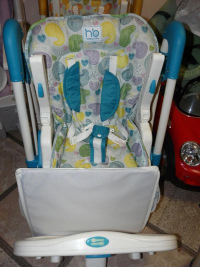 Лот: 7016867. Фото: 1. Стульчик для кормления Happy Baby... Стульчики для кормления