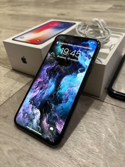 Лот: 18297949. Фото: 1. iPhone X 256 Gb торг. Смартфоны