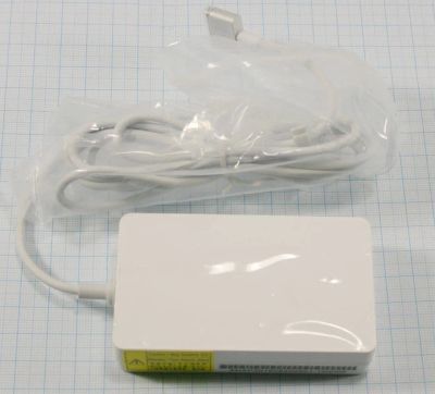 Лот: 11764979. Фото: 1. Блок питания для ноутбука Apple... Зарядные устройства